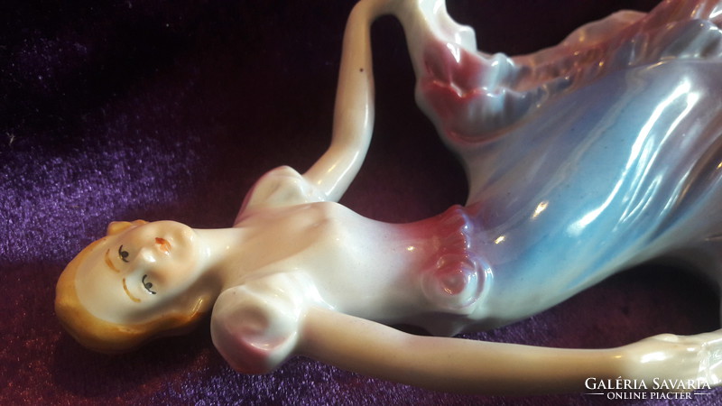 Táncos porcelán hölgy, lány szobor 3 (L2417)