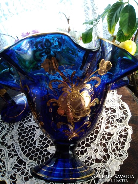 Szakított talpú kék kínáló és gyertyatartó - váza vastagon aranyozott mintával, együtt!