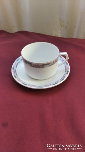 Antique tea cup 1600ft