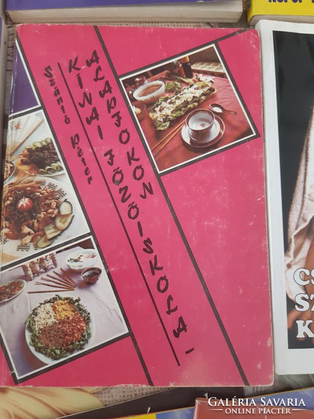 9 db szakácskönyv/füzet egyben