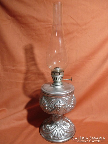 ​Öntött alumínium működő petróleum lámpa