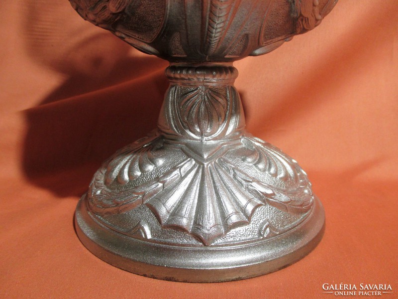 Cast aluminum working kerosene lamp