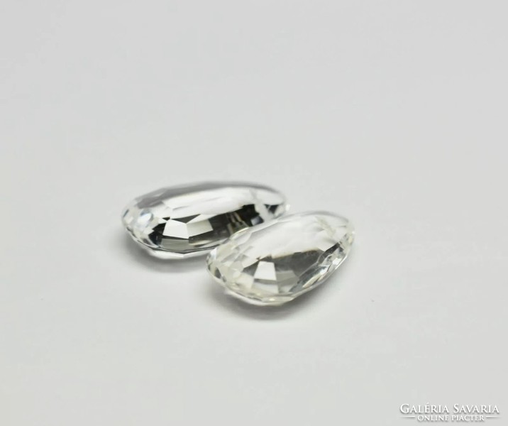 Wonderful Rhinestone Pair 18.56 Ct Gemstone for Jewelers, Collectors or Other Hobbies - New