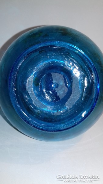 Antik szakított kék festett füles üveg kiöntő kancsó