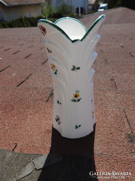 Régi bordázott, apró virágmintás Gmundner Keramik váza