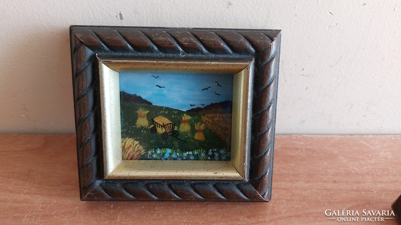 3 small glass paintings with a 10x9 cm frame