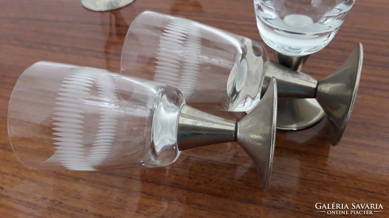 Régi talpaspohár készlet fémtalpú röviditalos retro talpas üveg pohár 6 db