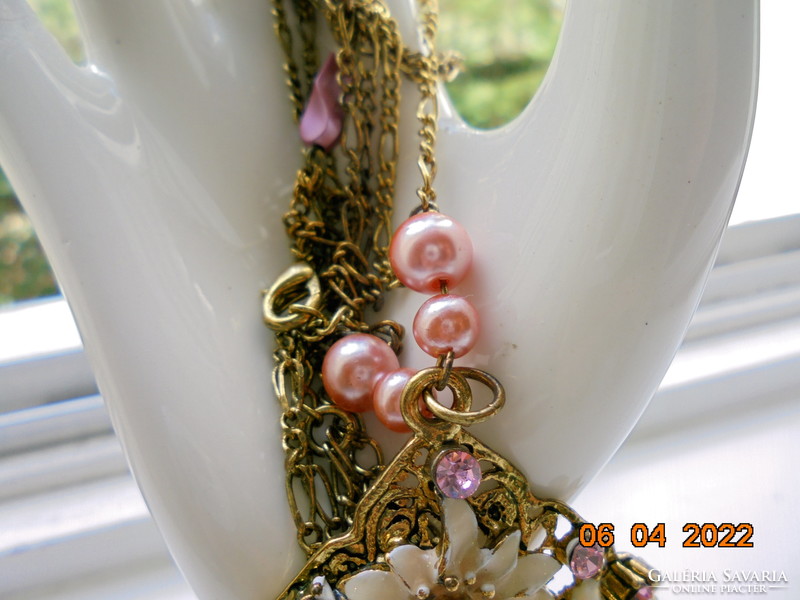 Látványos ötvösmunka aranyzott medál és lánc,zománc méhecske és virág mintával,rózsaszín gyöngyökkel
