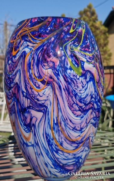 Murano vase - interesting color scheme