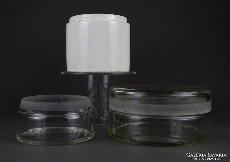 1I066 Laboratóriumi üveg és kőporcelán edény 3 darab CHINOIN