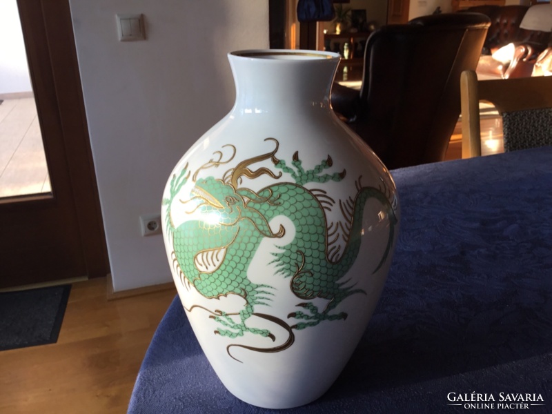 Huge shaubach art vase, 25 cm, perfect, gilded,