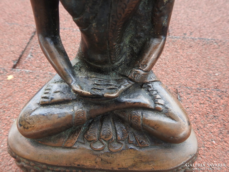 Meditating Buddha - antique bronze statue
