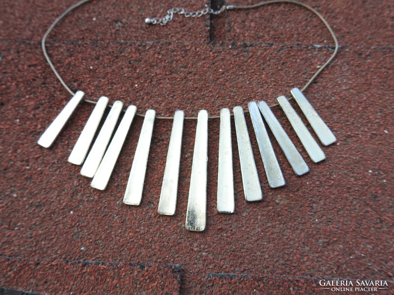 Vintage metal necklace