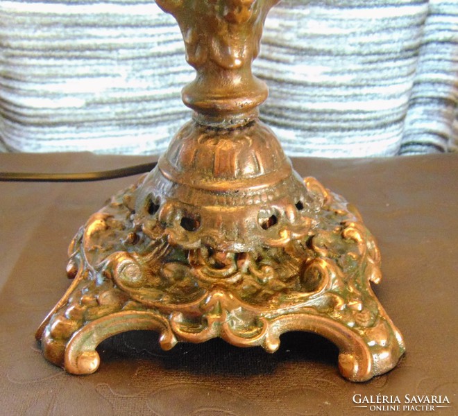 Table lamp with glass base on bronze base