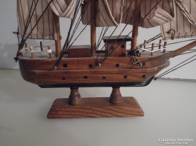 Boat - wood - antique - 20 x 18 x 4 cm - handmade - Austrian - nice condition