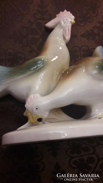 Porcelain rooster and hen couple (m2463)