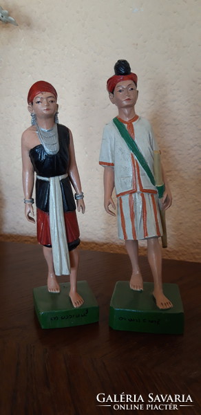 Antique ethnic wooden figurines - Kayah pair from Burma