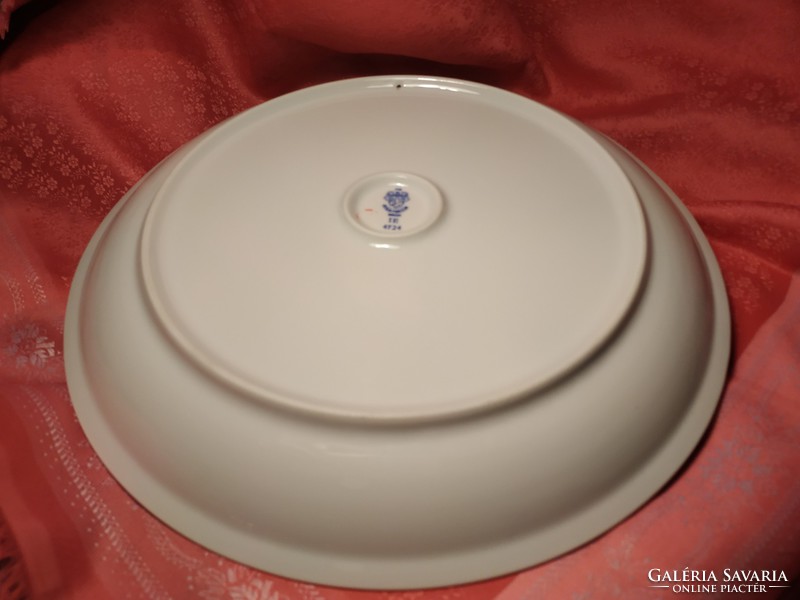 Beautiful lowland porcelain large round serving bowl