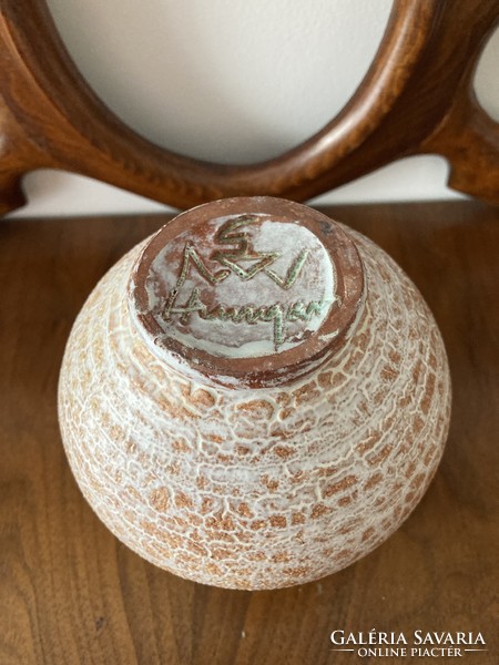 Ceramic vase with géza Gorka