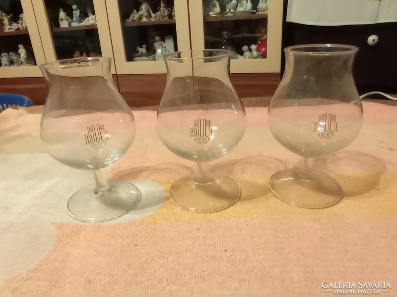 3 pcs marked pear-shaped cups cheaply