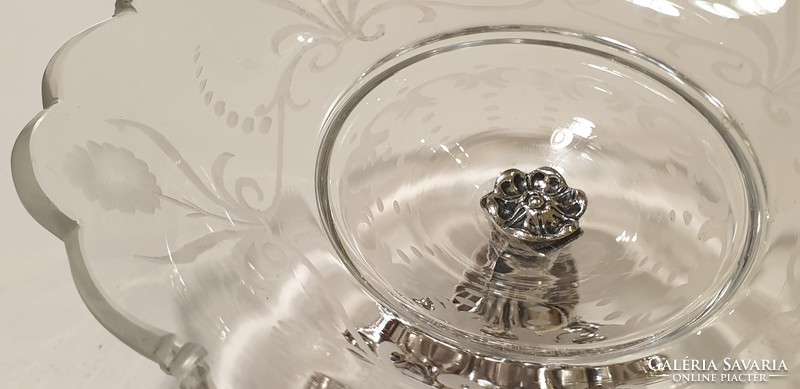 Antique silver centerpiece (1864), offering, with hand-engraved glass bowl