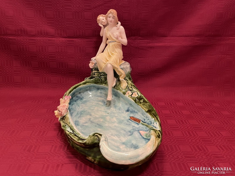 Old figural table serving