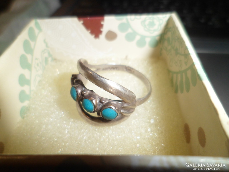 Old turquoise silver ring