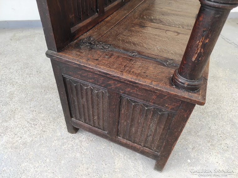 Antik reneszánsz bútor dúsan faragott ládás pad 5400