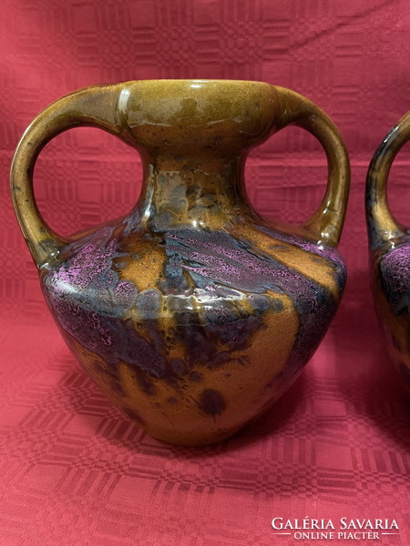 A pair of old wonderful vase with ears