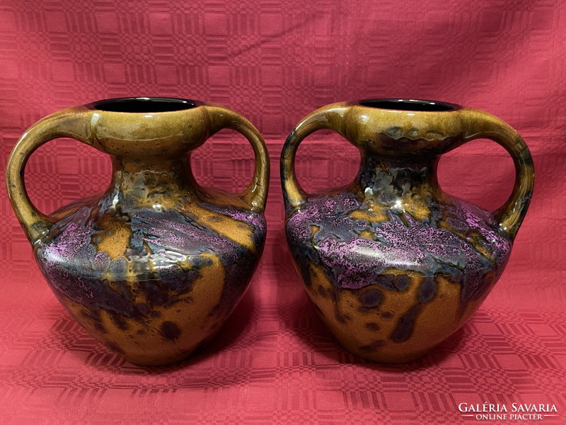 A pair of old wonderful vase with ears