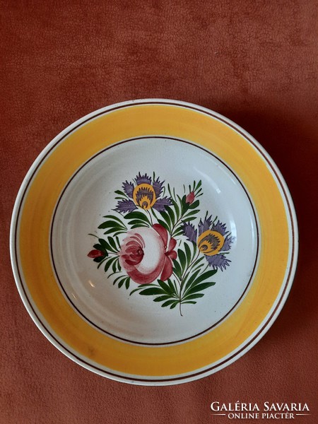 Folk wall plate