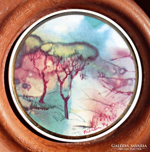 Fábián Rózsa - Dombok, fák porcelánkép bőr keretben, szignós, zsűrizett, sorszámozott