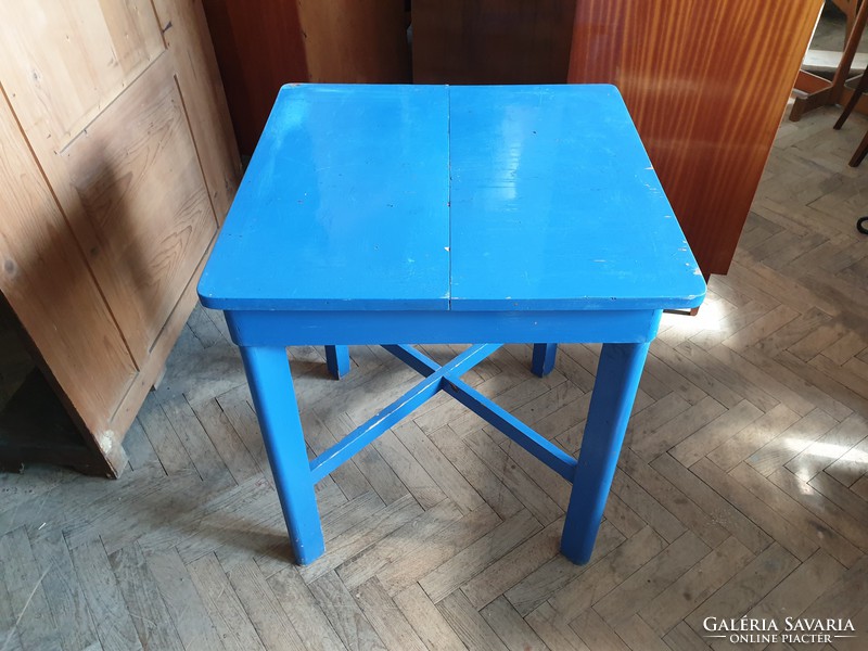 Régi széthúzható hosszabbítható vintage fenyő asztal fa étkezőasztal