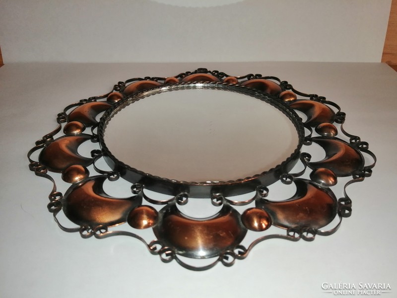 Wall mirror in bronze frame