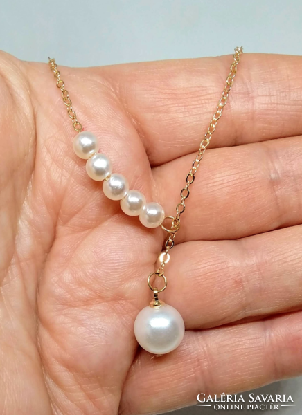 Set of white pearl gold plated necklaces and earrings