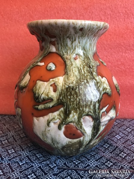 A special vase!