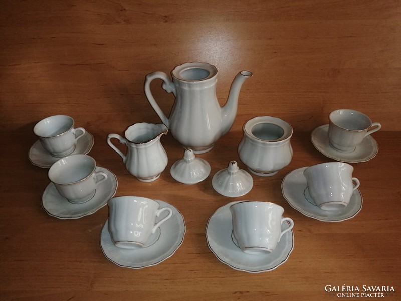 Arany szélű Zsolnay jellegű porcelán kávéskészlet (K)