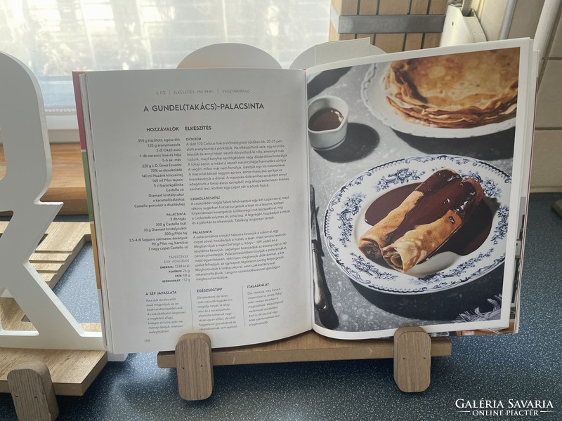 “Cook” kitchen cookbook holder