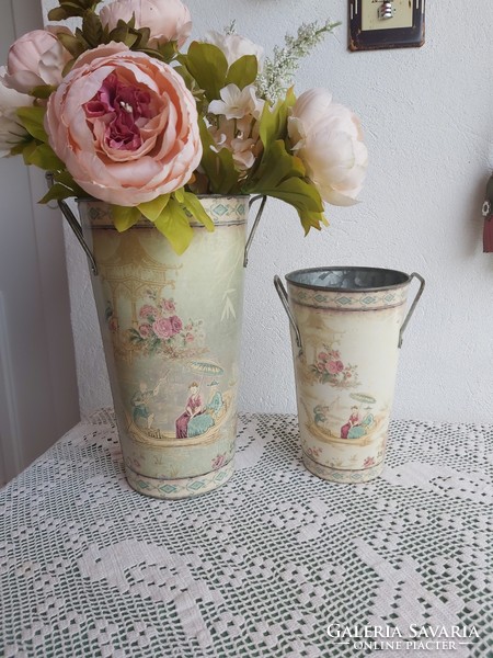 Gyönyörű vintage jelenetes fém vázák kaspók rózsás virágos  váza Kínai gésa mesés darabok