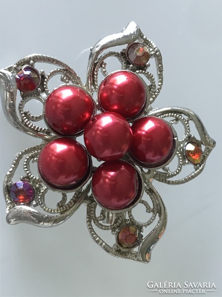 Flower-shaped brooch with red beads, iridescent crystals, 6 cm in diameter