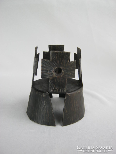 Retro ... Applied metal iron candle holder with round cross decoration