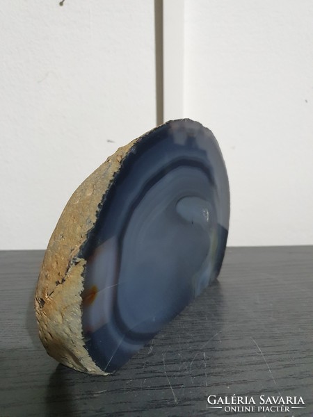 Agate mineral stone engraving