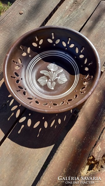Folk ceramic wall plate bowl in brownish Hódmezővásárhely