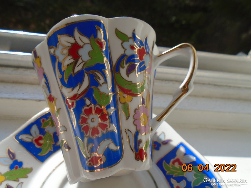 Kütahya 600-year-old Turkish ceramic center, gold-contoured floral pattern, flower goblet cup with coaster