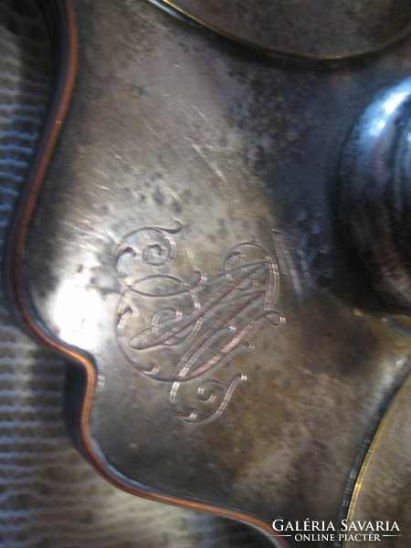 Antik , olaj - ecet tartó  , ezüstözött  , monogramos  , 20 x 28 cm