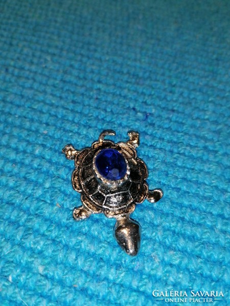 Turtle brooch with blue rhinestones (301)