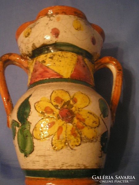 N3 Perényi Kata (grófnő) munkája. ??Antik majolika mázas kétfülű váza gyűjteményes ritkaság 16 cm-es