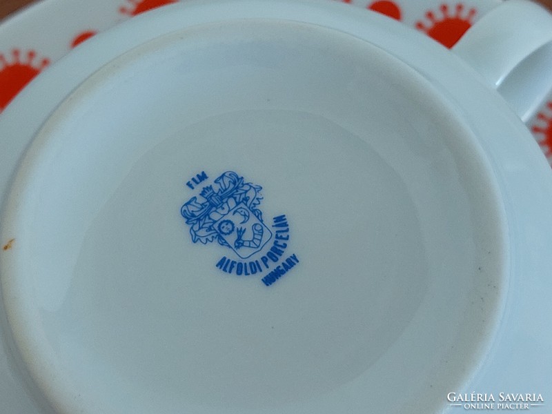 Retro Alföldi porcelán piros mintás teás csésze kapuccsinós bögre