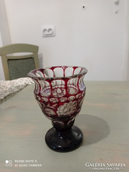 Beautiful engraved glass vase