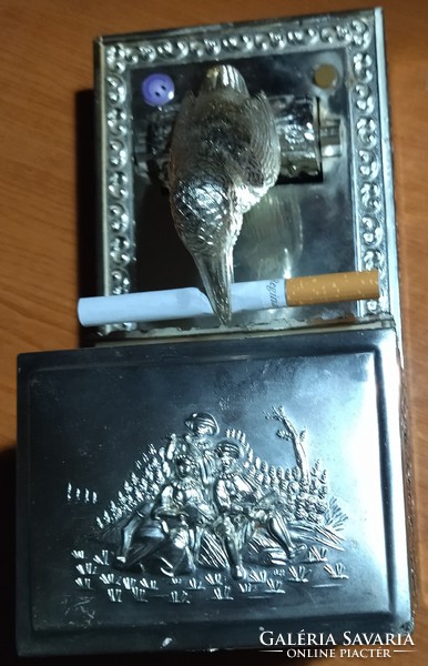 Ornate cigarette holder